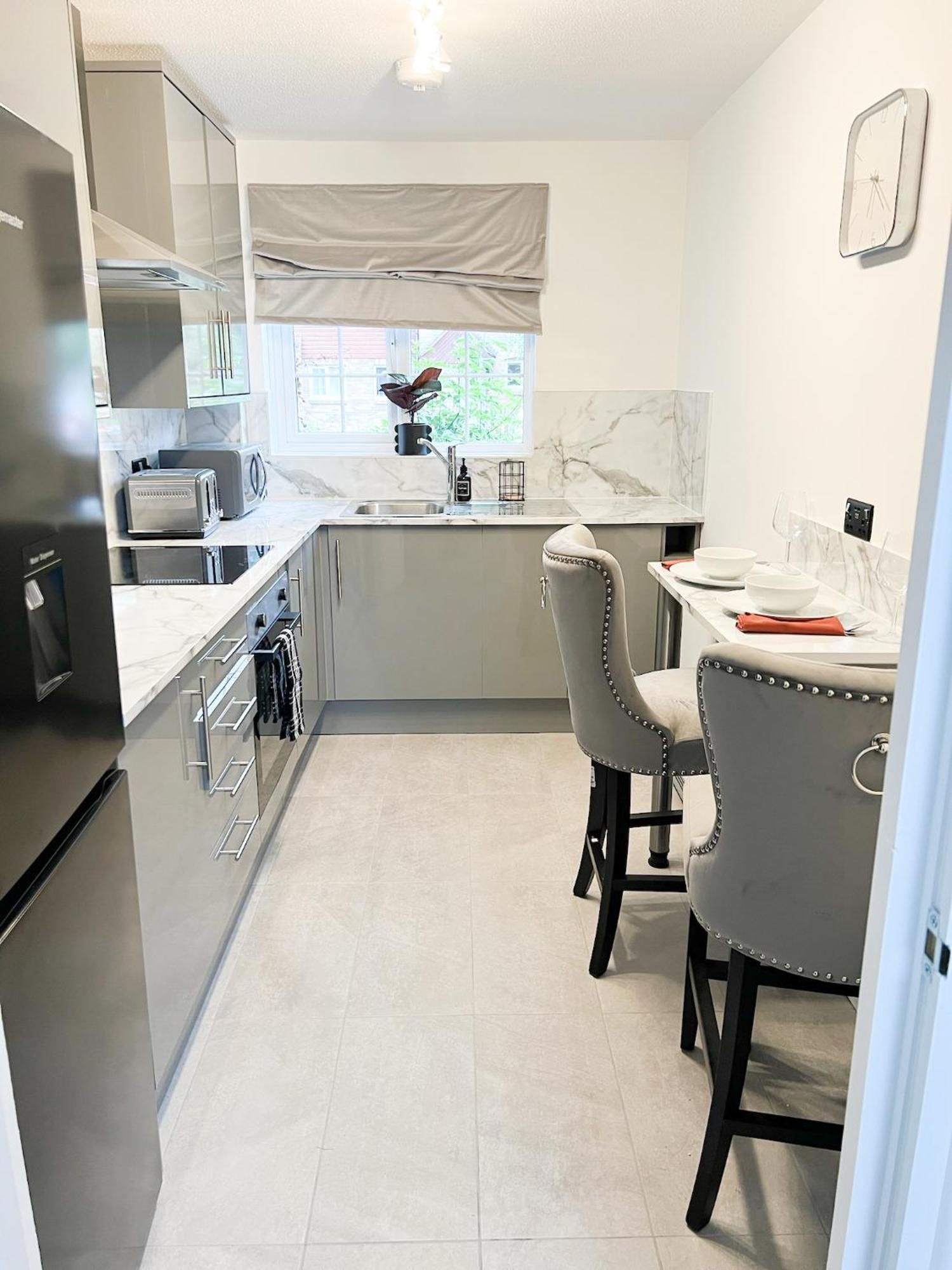Beautiful Apartment In Beckton With Private Entrance And Garden Лондон Екстер'єр фото