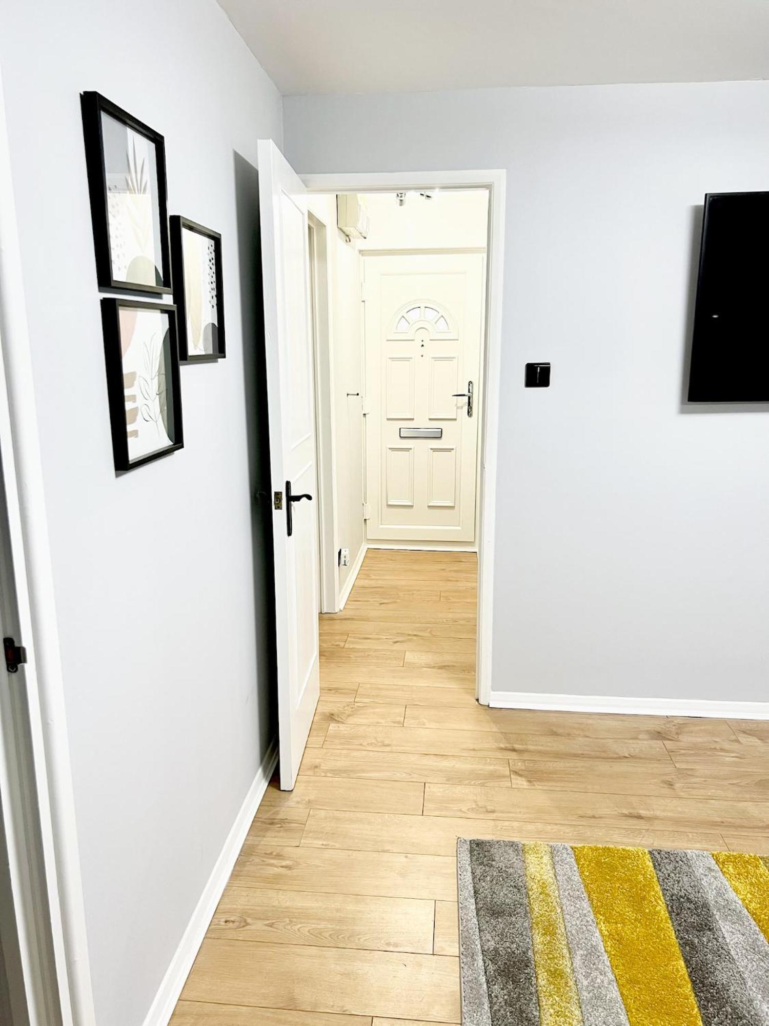 Beautiful Apartment In Beckton With Private Entrance And Garden Лондон Екстер'єр фото